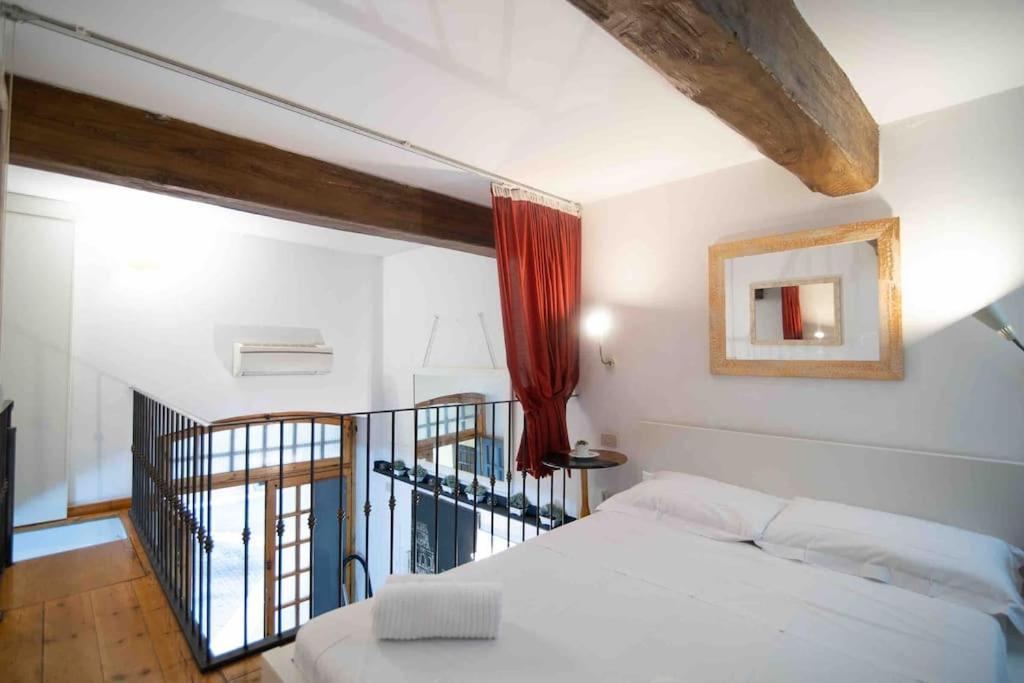 דירות רומא Via Dei Cestari Loft מראה חיצוני תמונה